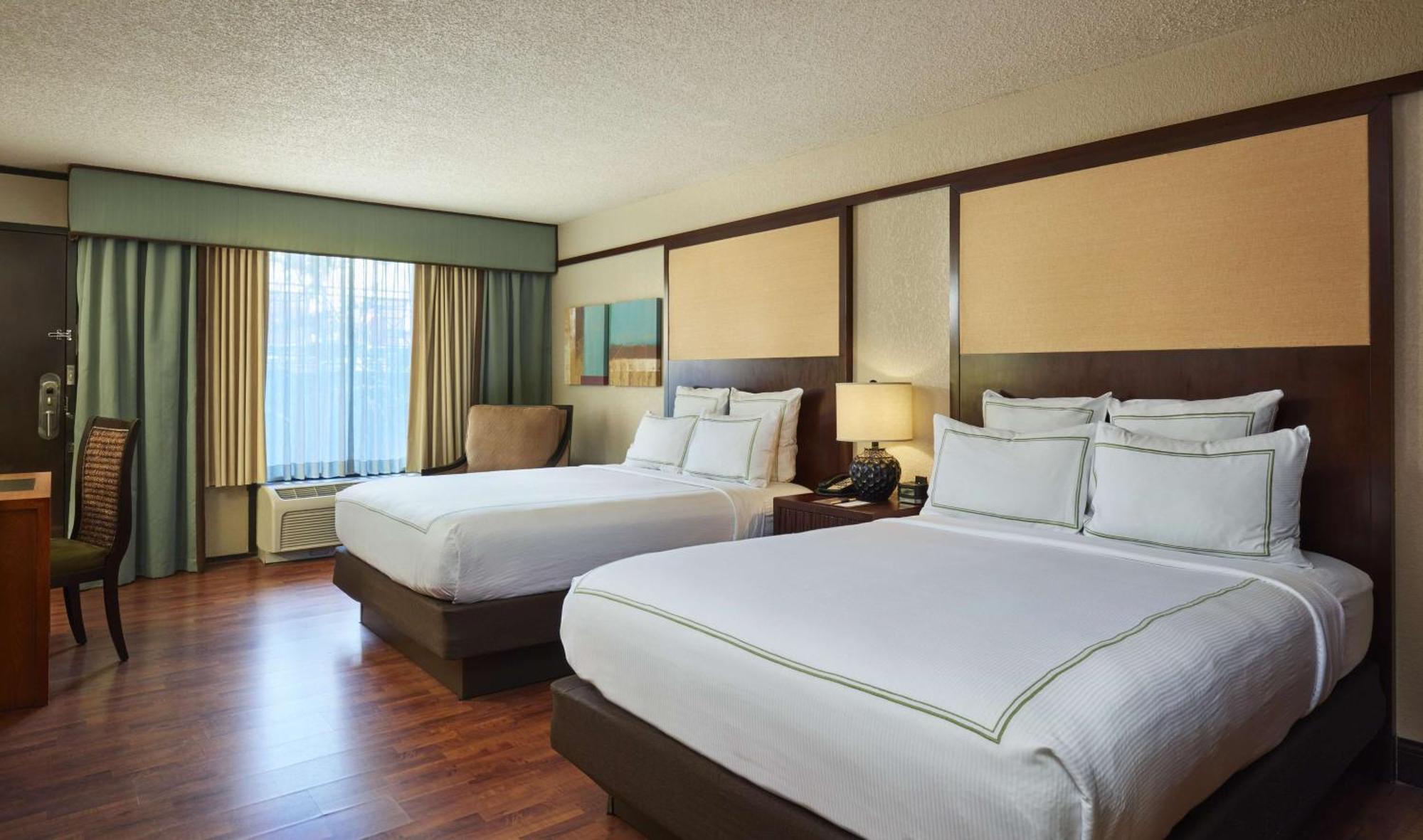 Doubletree By Hilton Hotel Orlando At Seaworld Williamsburg Экстерьер фото
